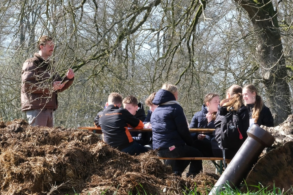 Scholieren krijgen info over de ringslang