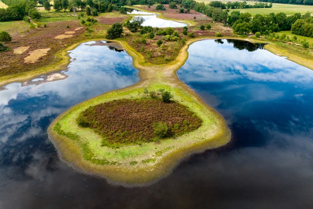 Bergvennen vanuit de lucht