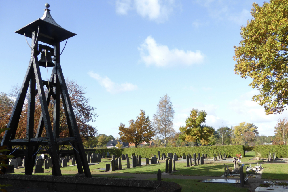 IJhorst, klokkenstoel, begraafplaats