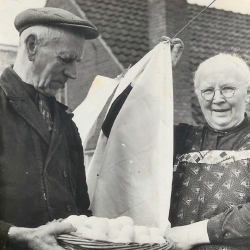 Opa en oma met eieren, Ida Besten
