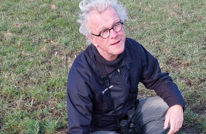 Klaas Binnendijk met eerste kievitsei